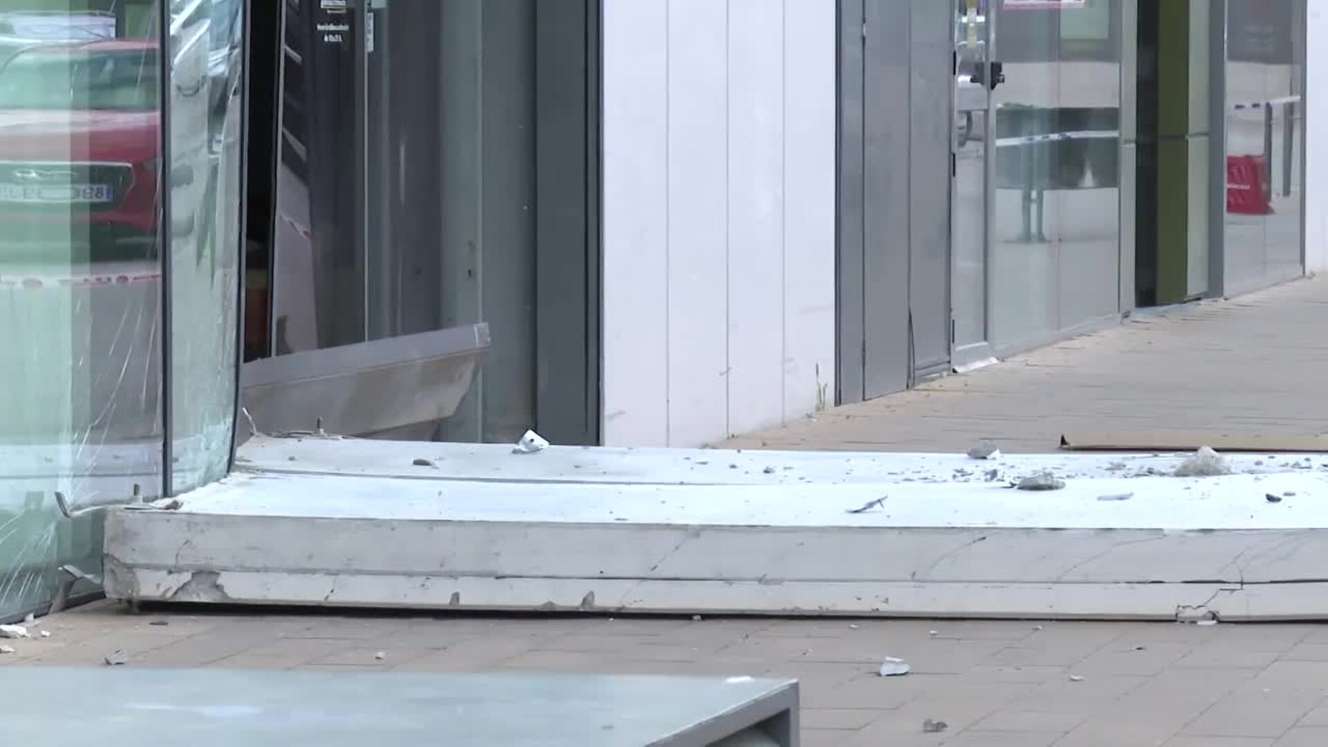 Muere una persona en un centro comercial de Sabadell tras caerle encima un trozo de hormigón