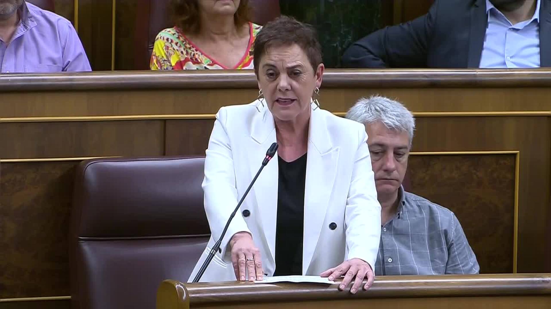 Bildu avisa a Sánchez: "Limitarse a resistir no vale, hay que dar un salto adelante"