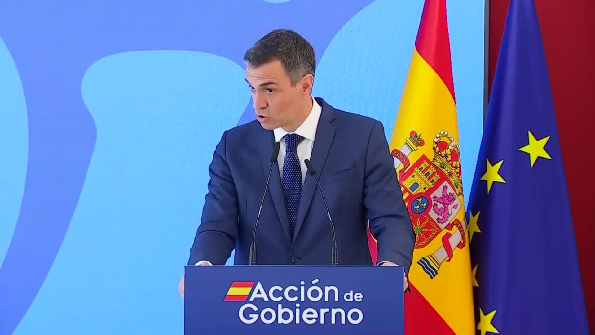 Sánchez anuncia una ayuda de 100 euros en la compra de lentillas y gafas para menores de 16
