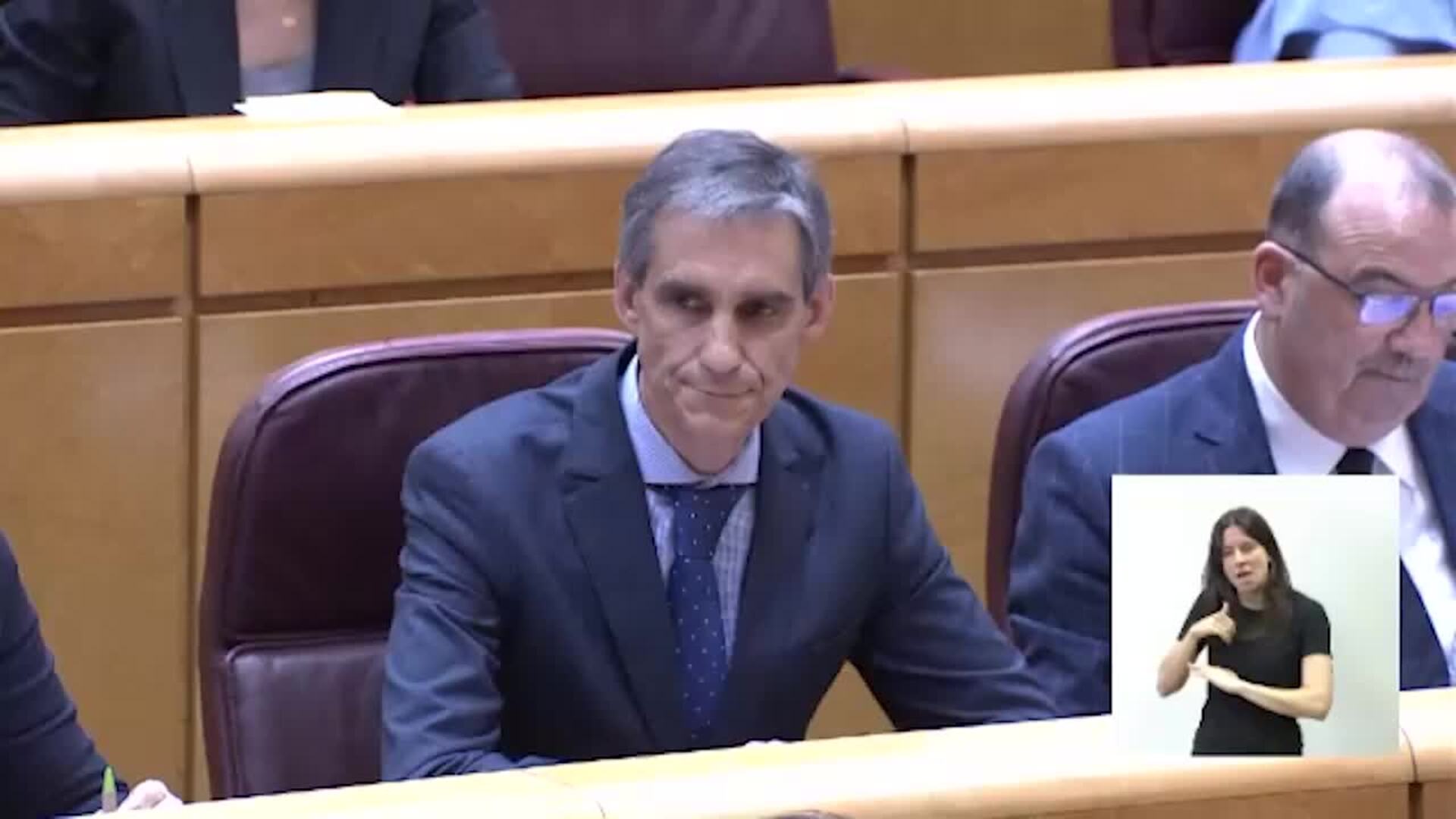 El Gobierno defiende el sistema actual de etiquetas ambientales, pero no se cierra a cambiarlo