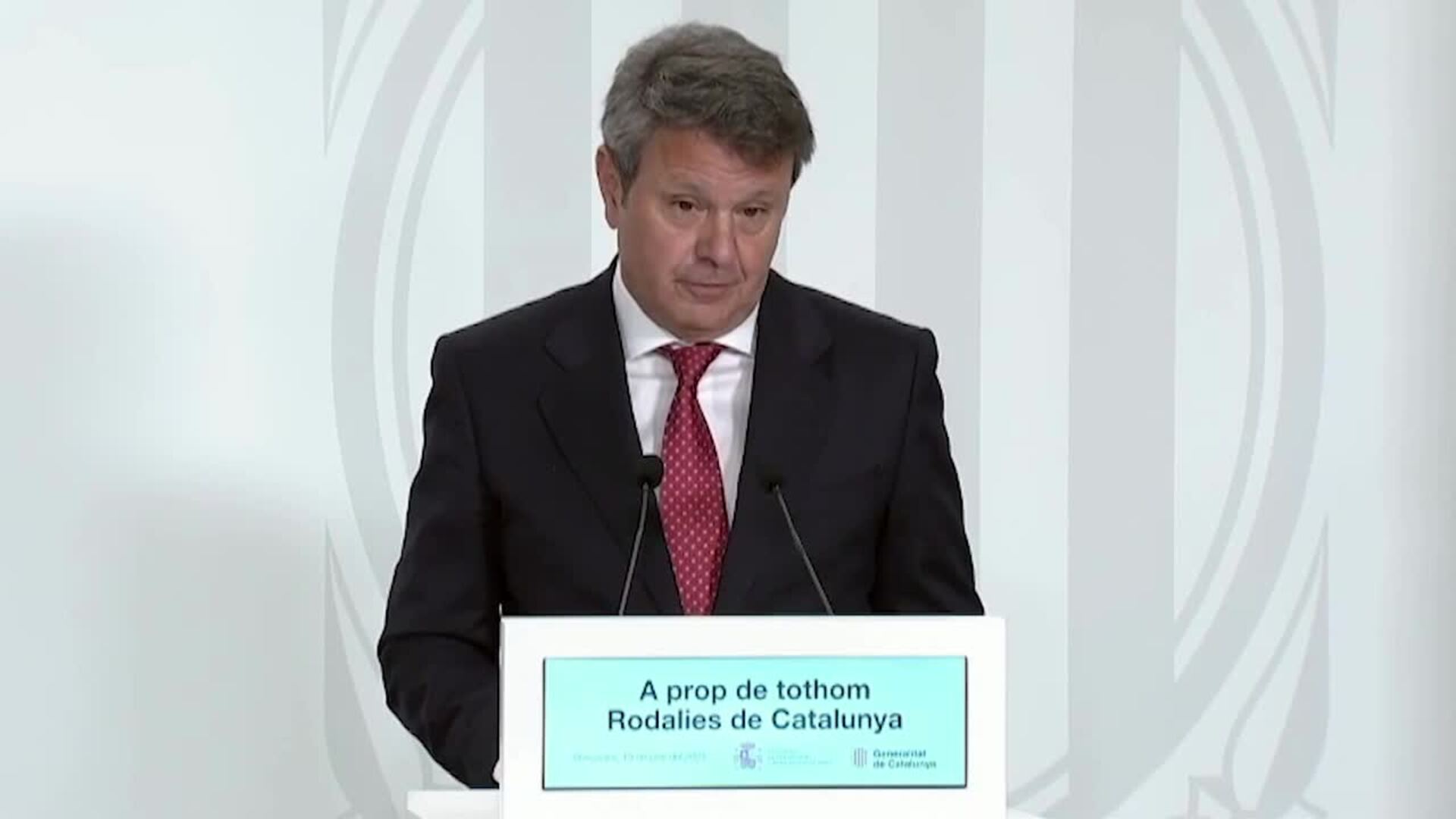 Santano tilda de "deleznable" el uso de la política para interés propio