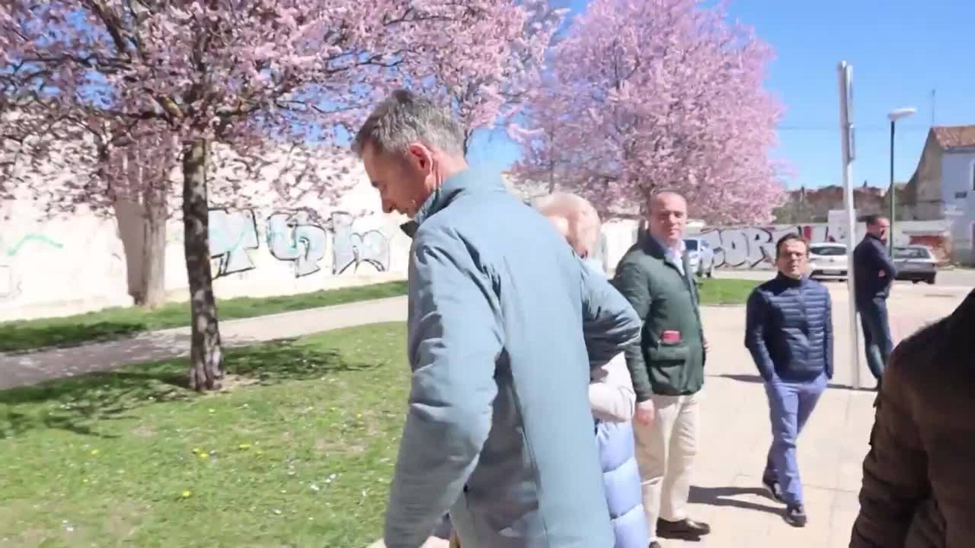 Pablo Urdangarín da la cara por su padre ante sus posibles memorias