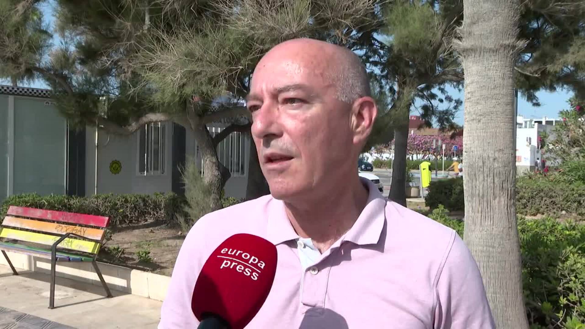 San Juan deja en las playas 60 toneladas de residuos recogidos en una noche sin incidentes