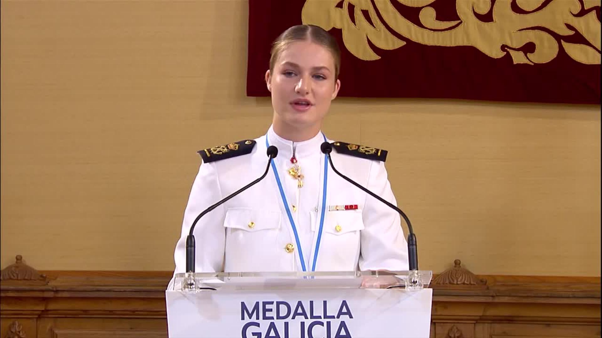 La princesa Leonor recibe la Medalla de Galicia: "Aquí está mi hogar, donde se acaba el mar"
