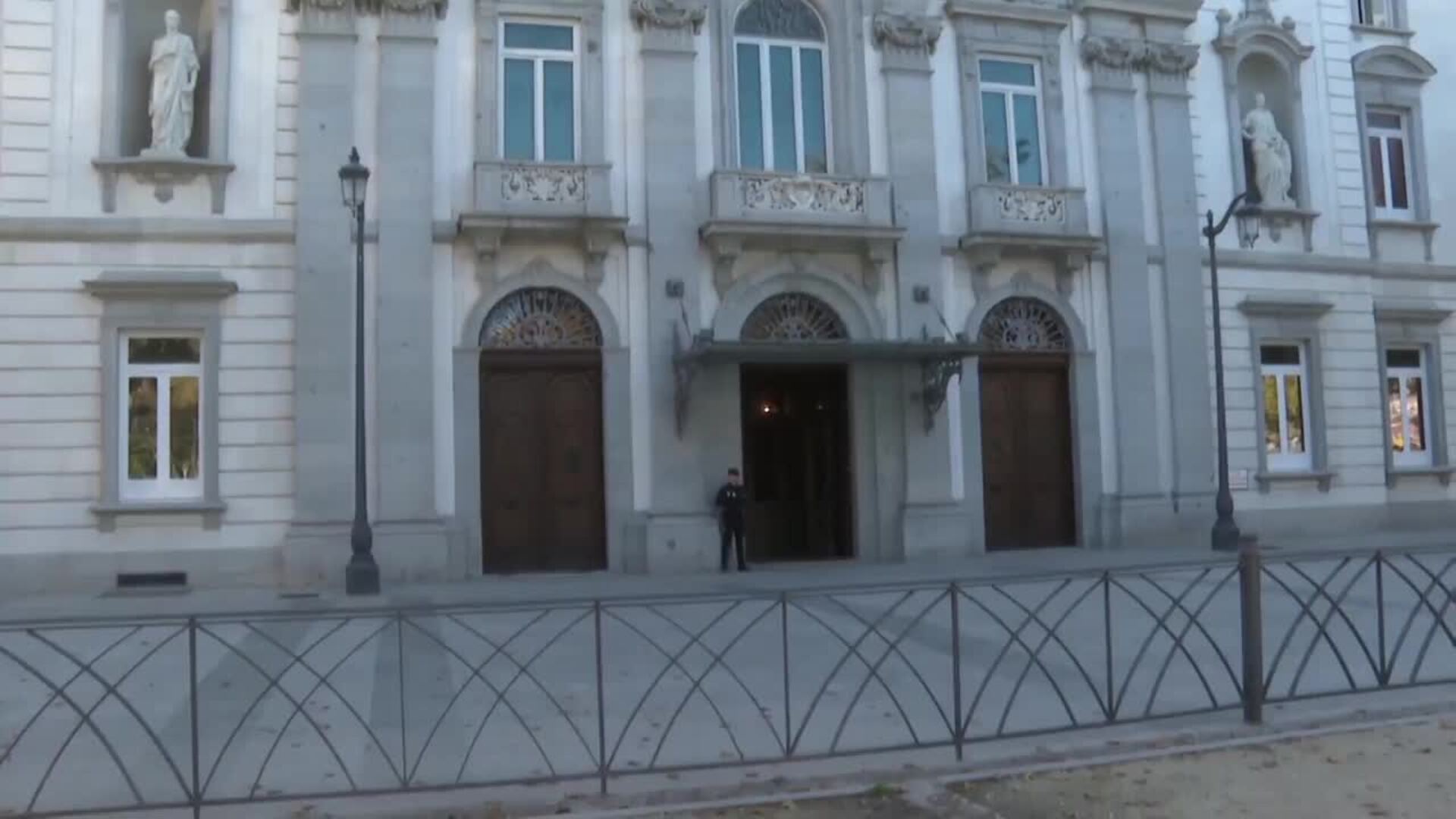 El Supremo accede a paralizar la causa contra el fiscal general hasta que resuelva los recursos