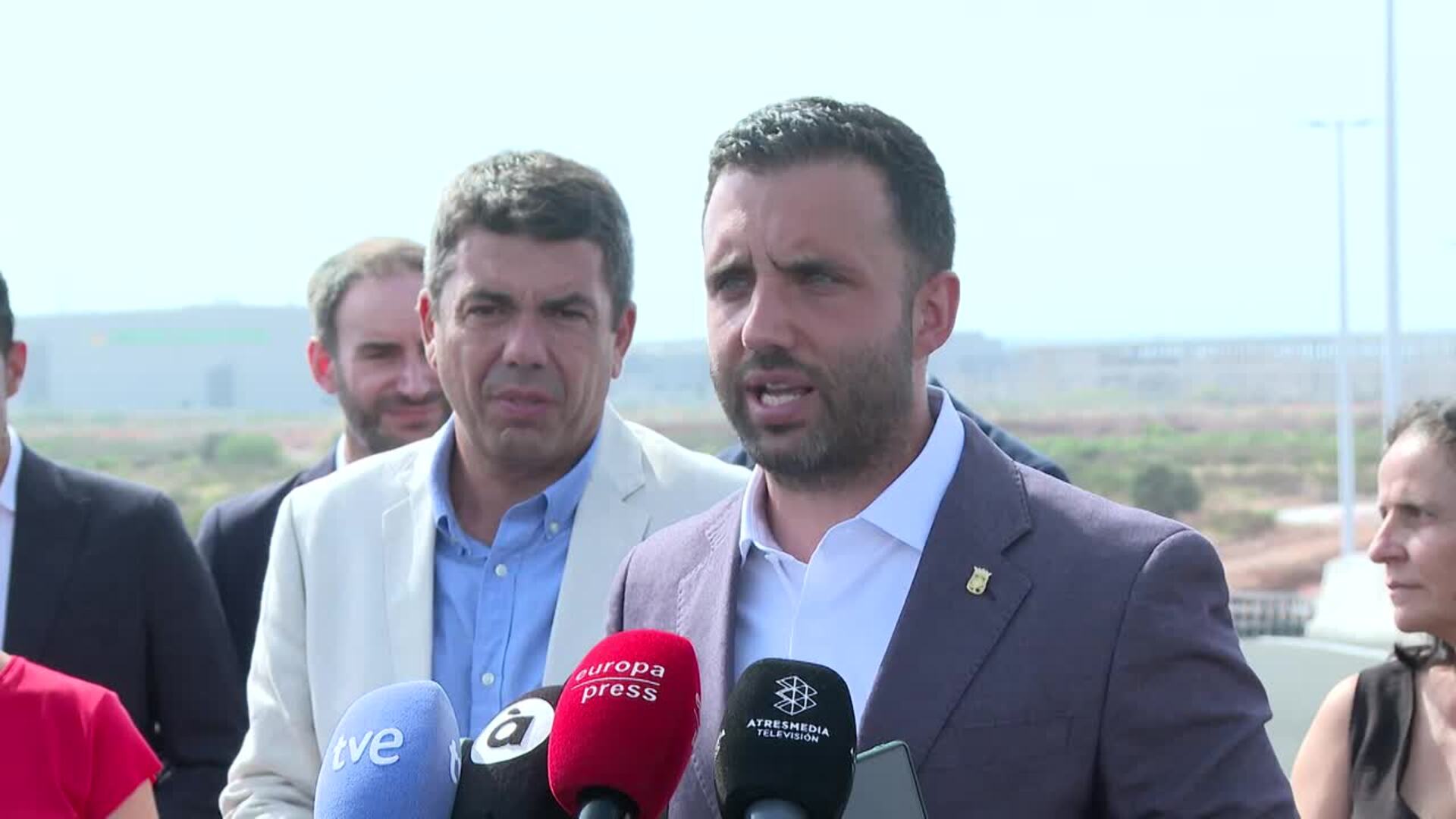 El alcalde de Sagunt destaca que es un día "histórico" y "feliz" tras abrir el Vial Estructural