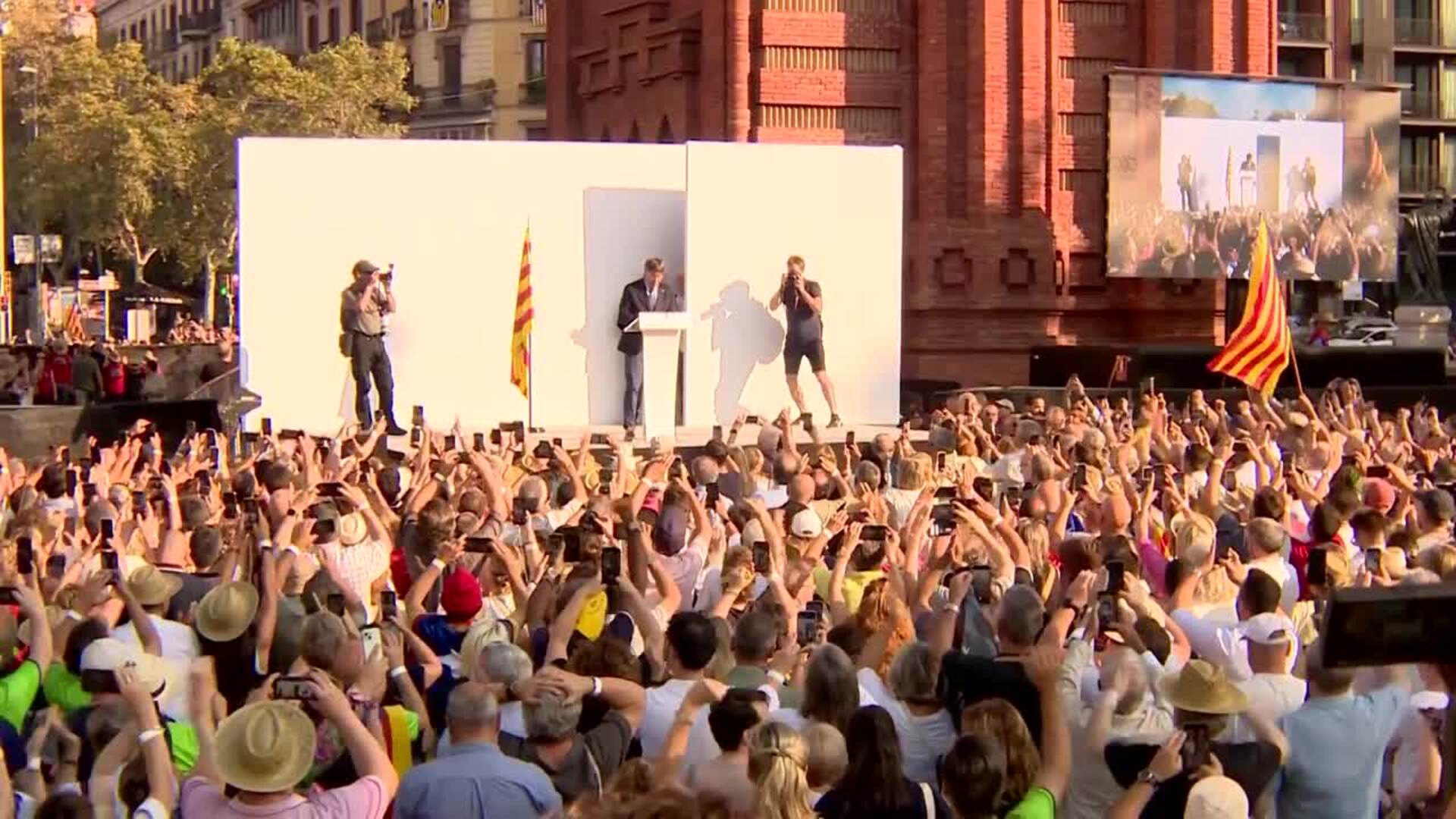 Puigdemont afirma que si hace un año le hubieran detenido "hoy aún estaría en la prisión"