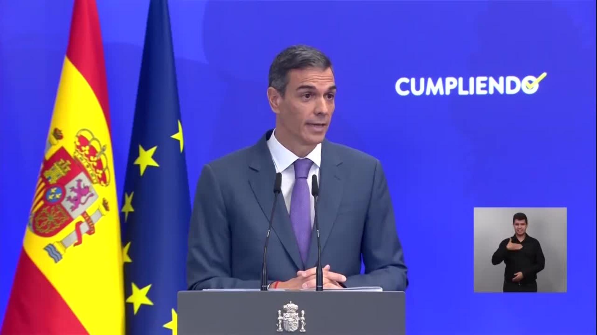 Sánchez se desplazará este domingo a las zonas afectadas por los incendios en Ourense y León