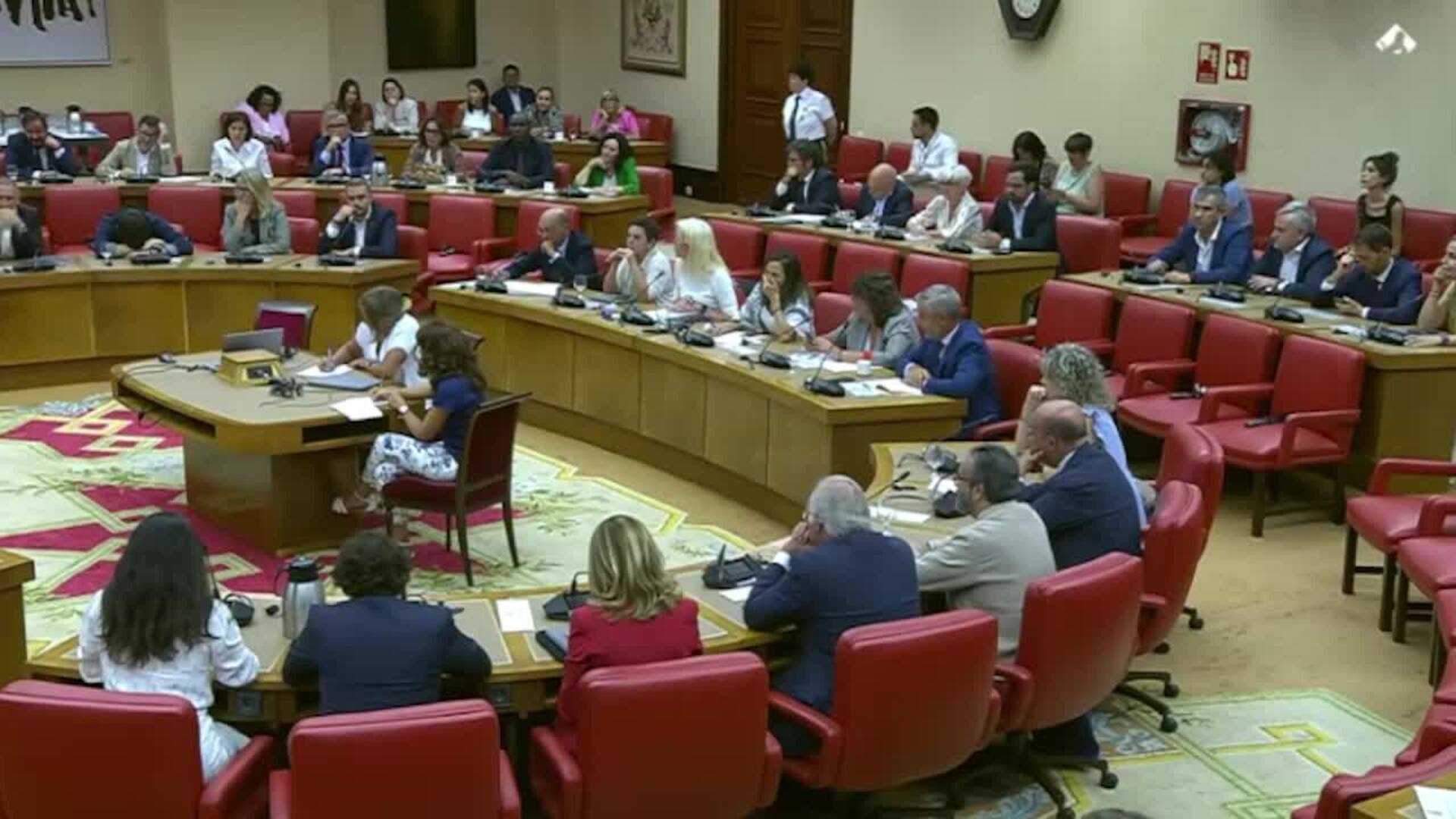 PSOE y socios rechazan comparecencia urgente de Robles y Aagesen en Congreso por los incendios