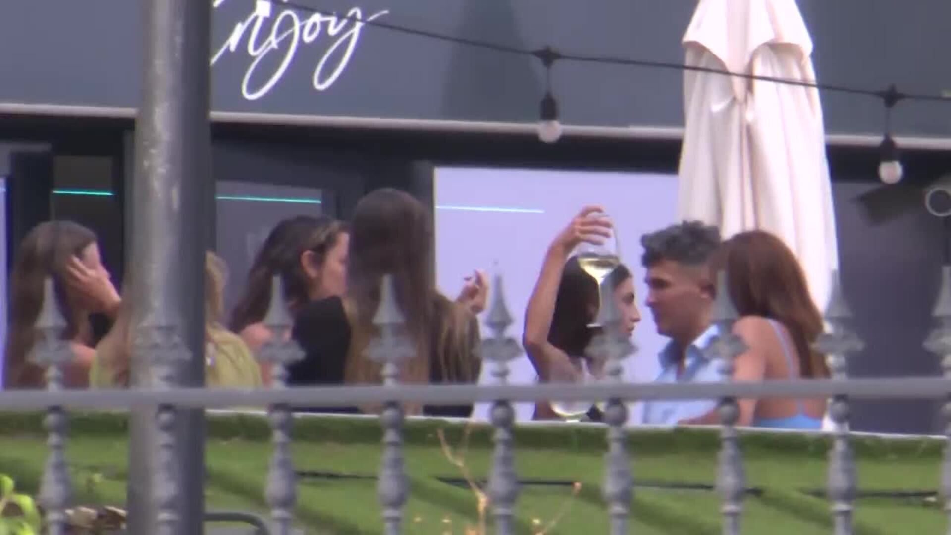 Gloria Camila se despide de sus seres queridos antes de aventurarse en 'Supervivientes'