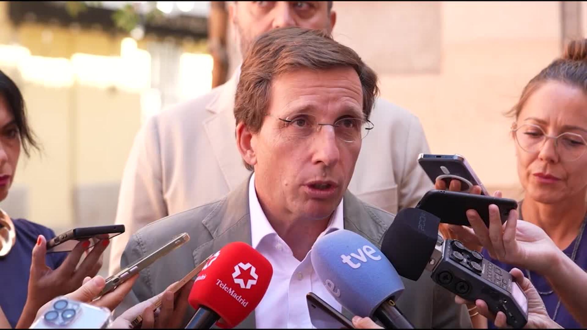 Almeida dice que "determinadas posiciones políticas magnificaron" sus palabras sobre Gaza