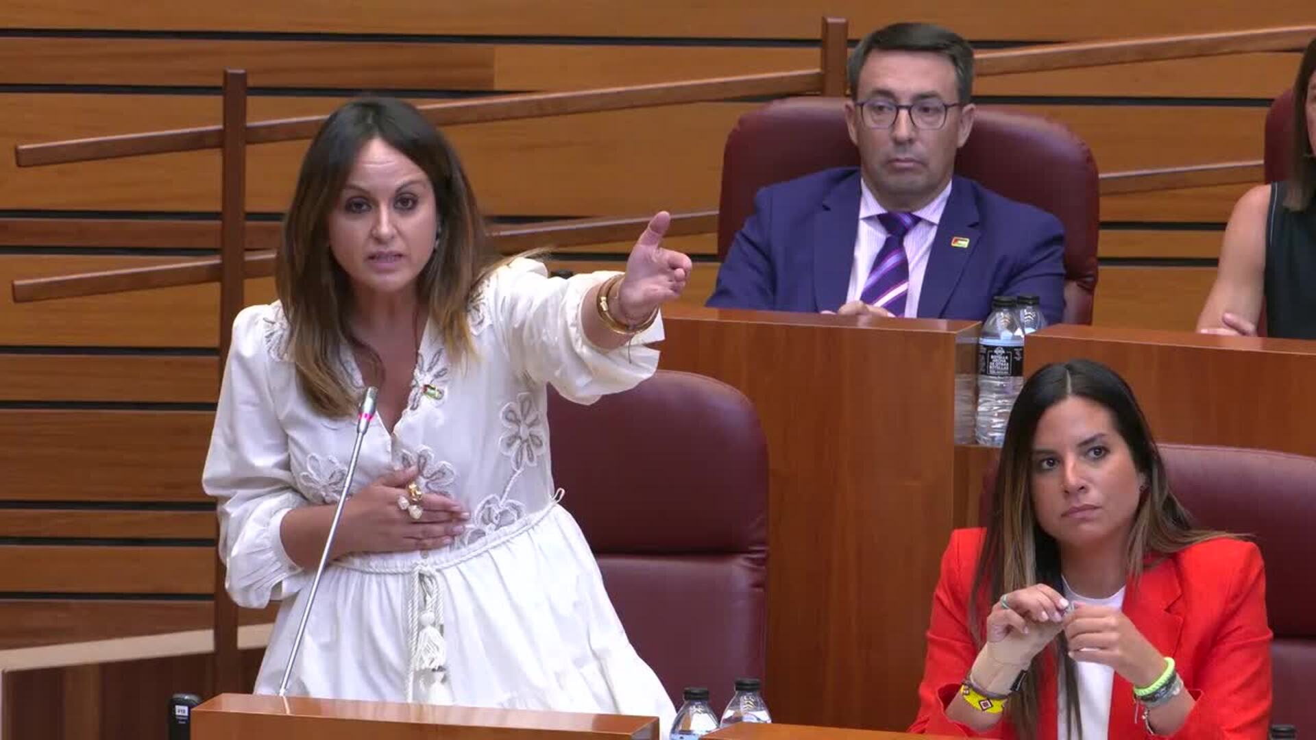 PSOE pide a Mañueco que por primera vez piense en CyL