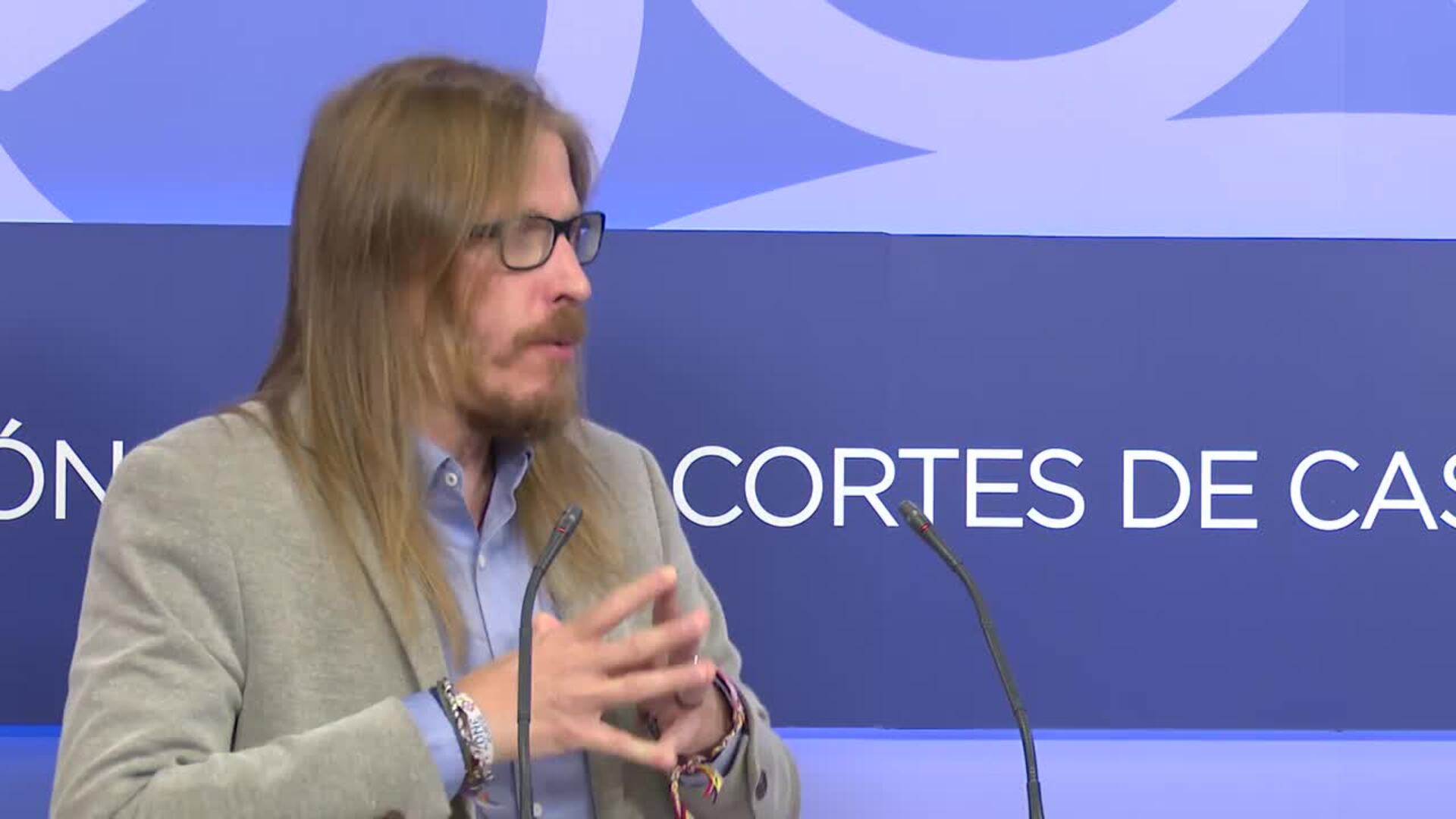 Fernández pide hacer efectivo el embargo de armas y romper todo tipo de relación con Israel