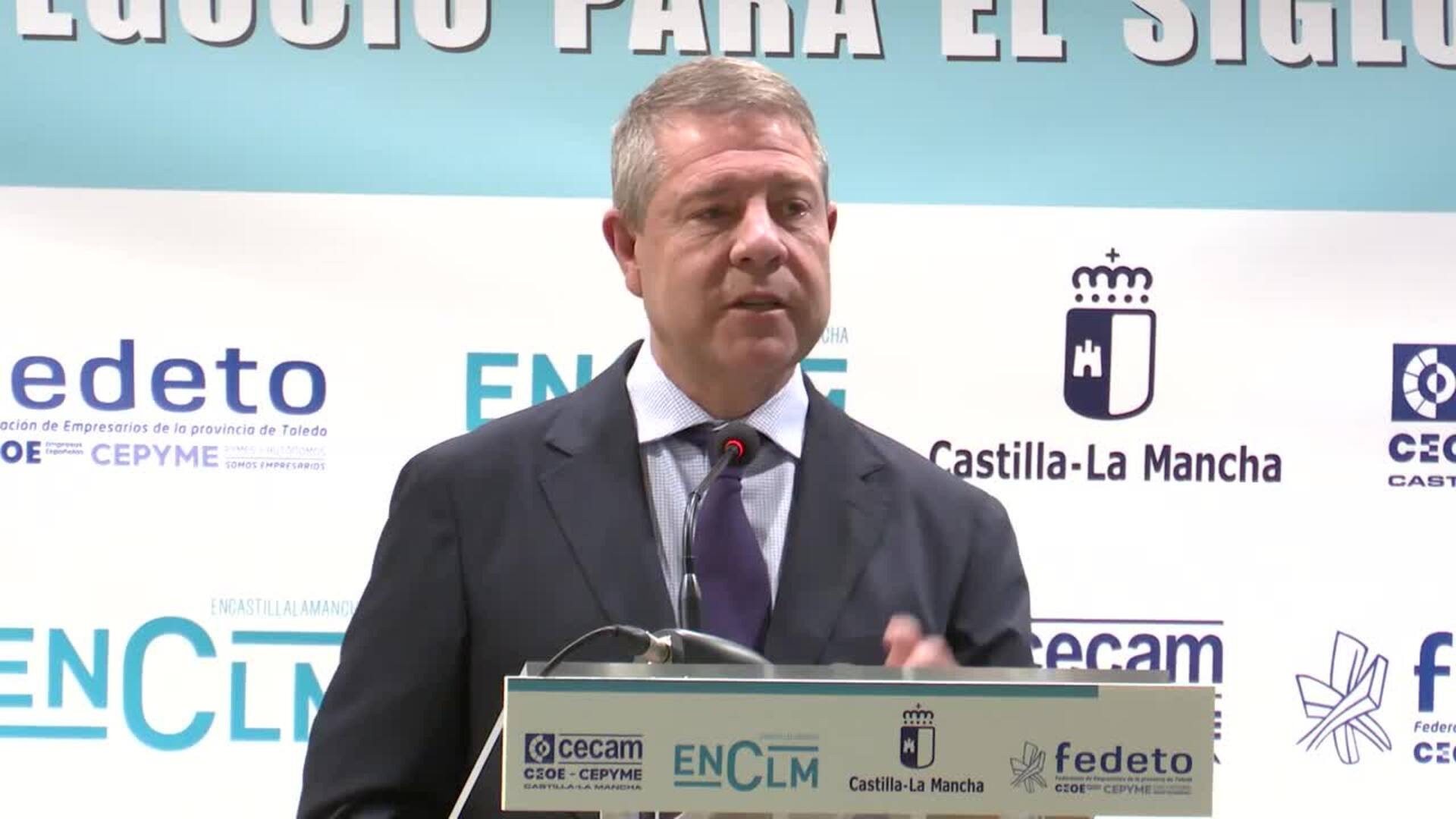 Page ve la política como "un juego de brokers"