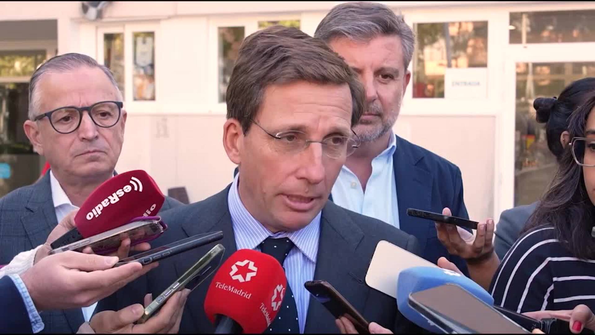Almeida pregunta por qué la "sanchosfera" se interesa por la pareja de Ayuso