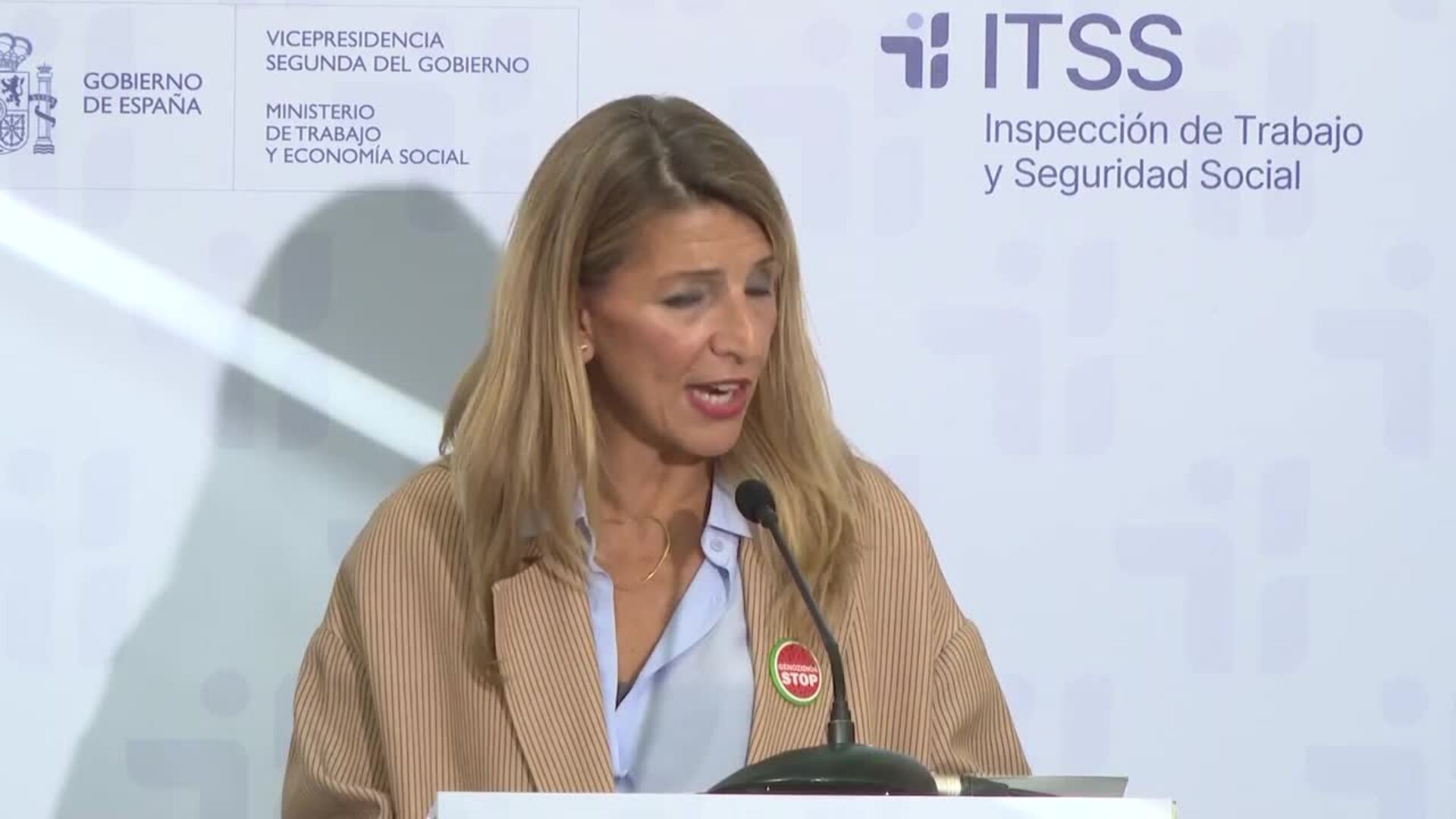 Díaz anuncia que caerá "todo el peso de la ley" sobre Uber ante sus "incumplimientos"