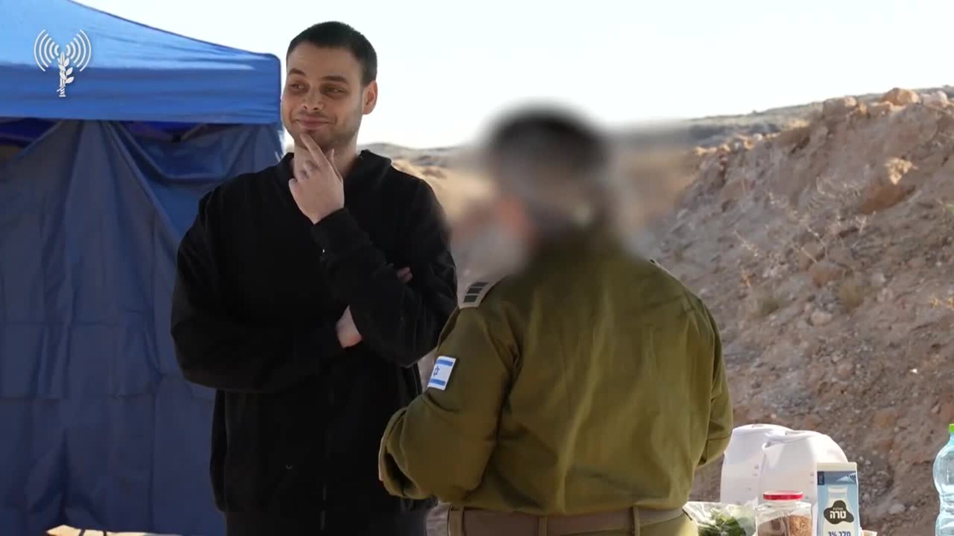 La Cruz Roja entrega al Ejército de Israel a los siete primeros rehenes liberados por Hamás