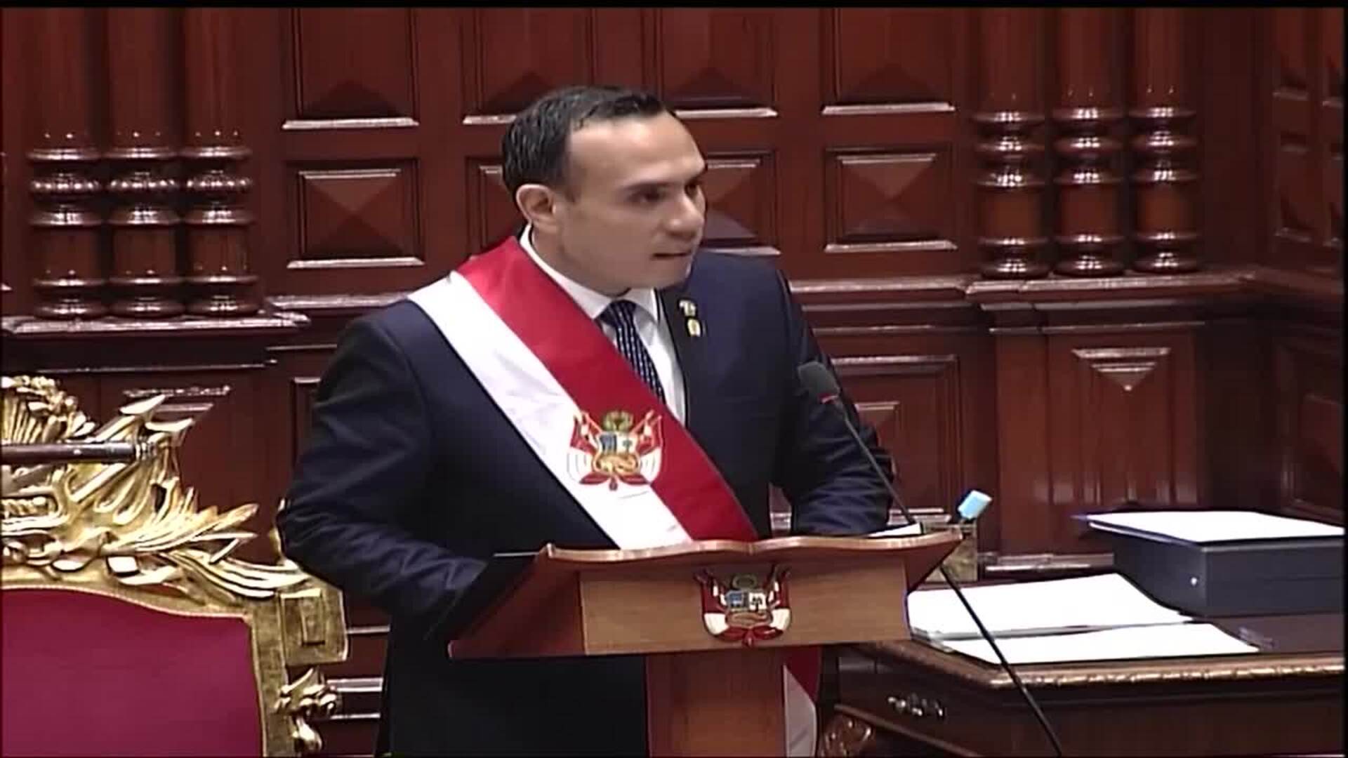 El presidente de Perú declara el estado de emergencia en Lima y Callao y "pasa a la ofensiva"