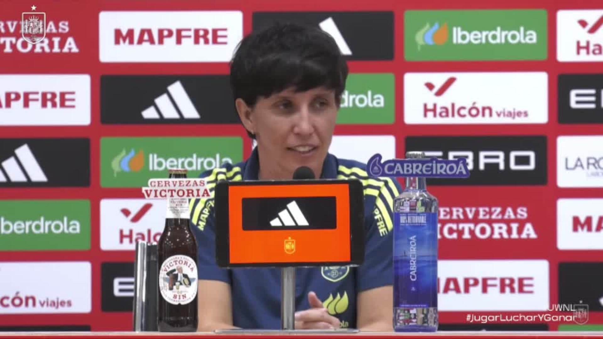 Sonia Bermúdez: "Me hubiese gustado tener muchos más días, pero tenemos grandes futbolistas"