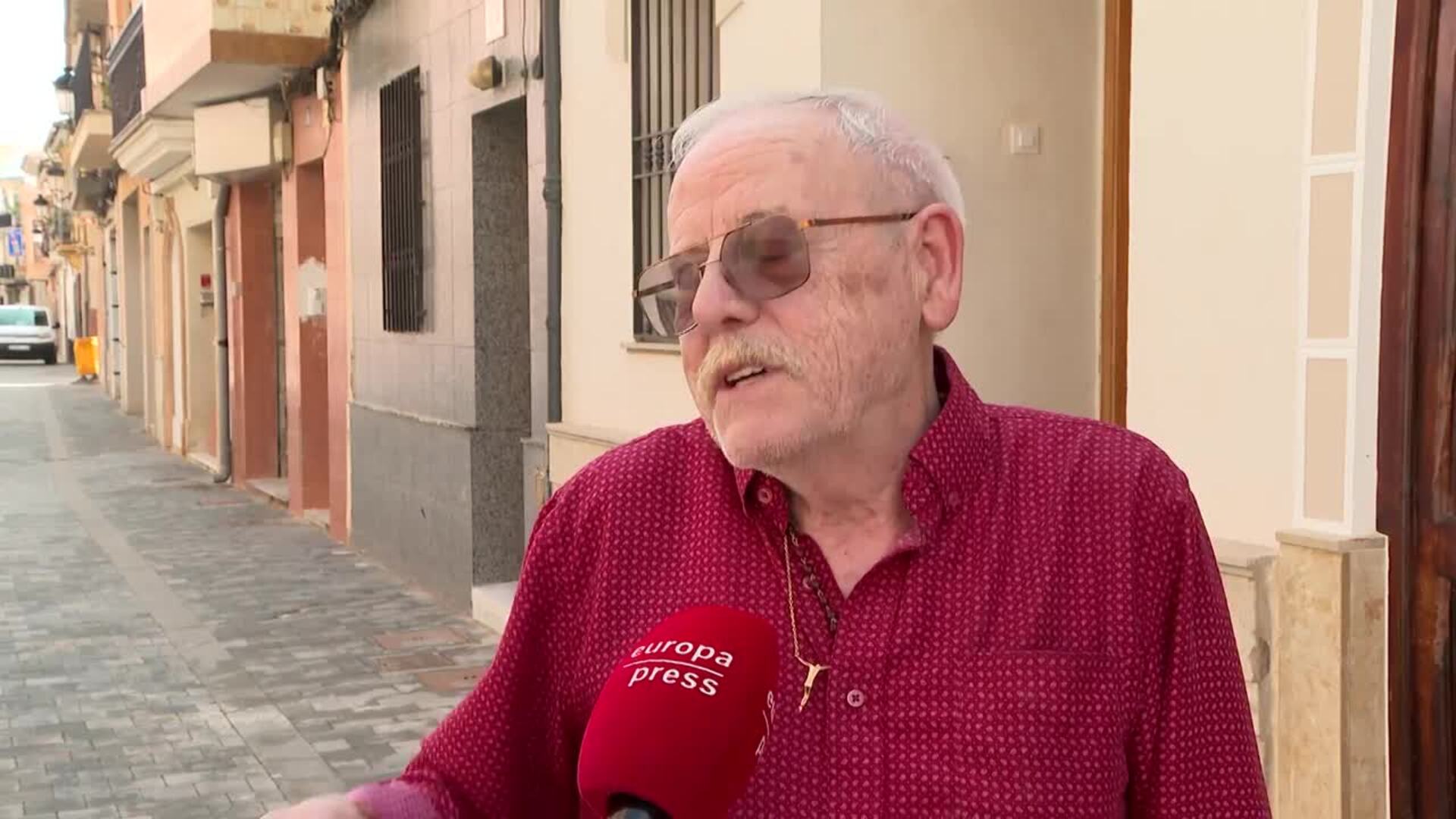 Vecino de Paiporta al volver a su casa arrasada: "Mi mujer y yo lloramos como dos críos"
