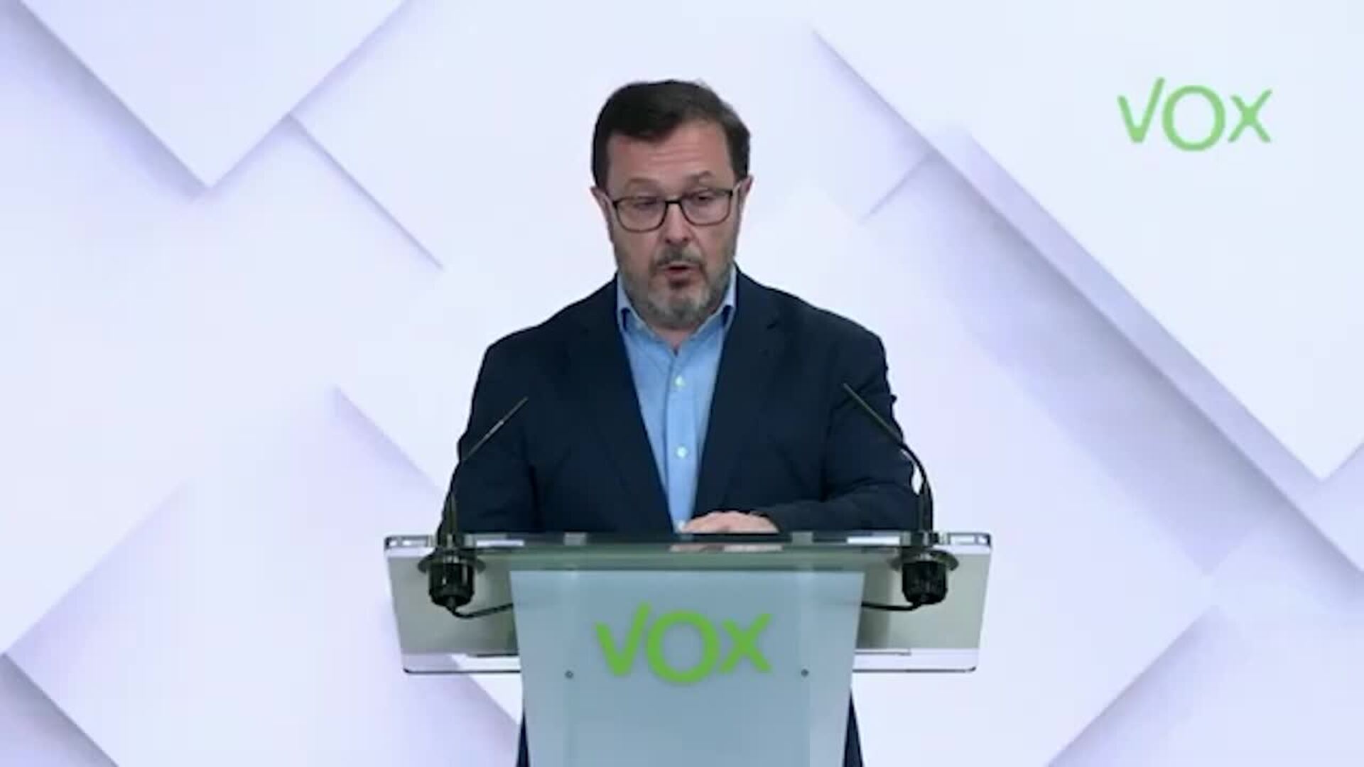Vox se niega a valorar una moción de censura por considerarla una táctica de Junts