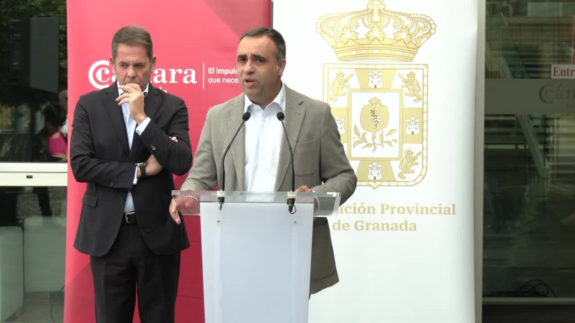 La Diputación lanza ayudas para fomentar el relevo generacional en comercios rurales.