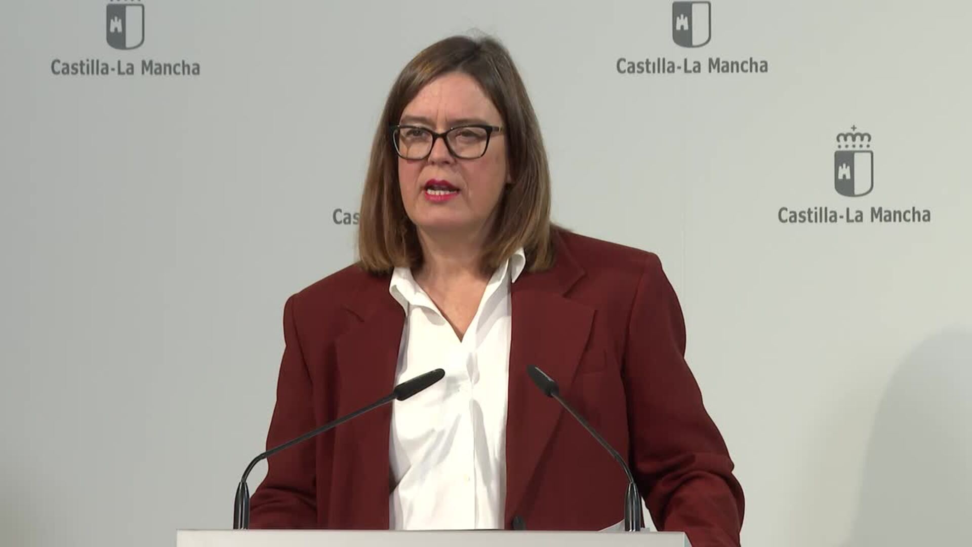 C-LM invertirá 12,3 millones de euros en la compra de 367.000 vacunas