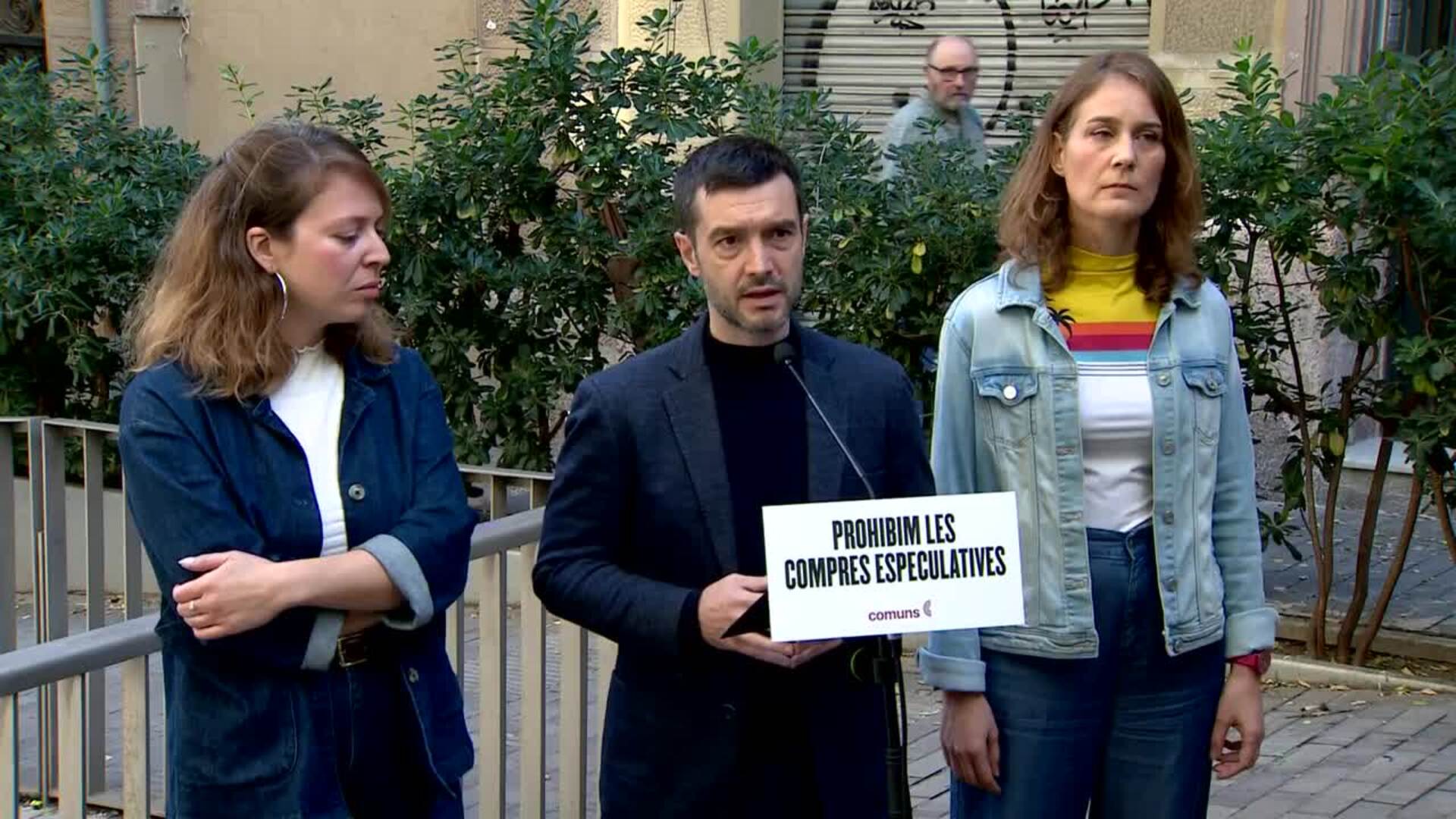 Bustinduy critica el "espectáculo lamentable" de este jueves en Senado que denigra la política