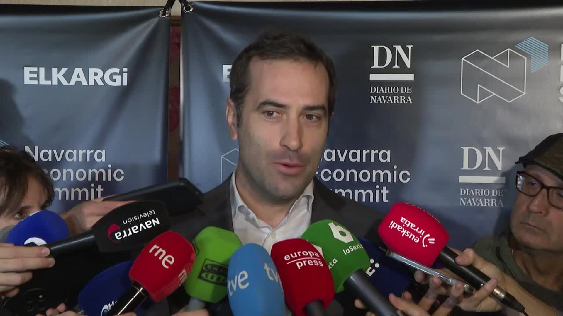 Cuerpo asegura que la comparecencia de Sánchez en el Senado "da un mensaje de normalidad"