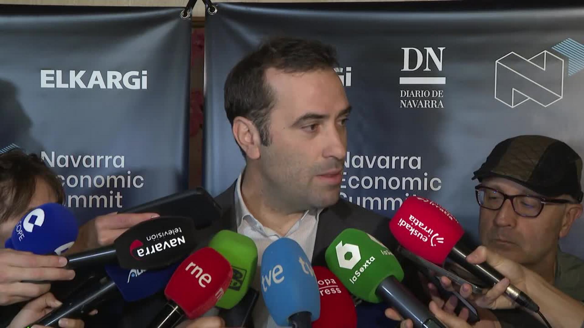 Cuerpo dice que los gritos contra Mazón por las víctimas de la dana deben hacerle "actuar"