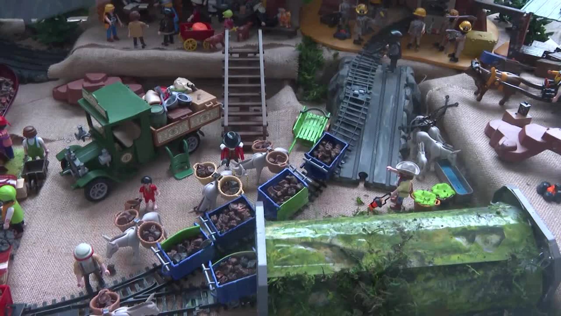Una exposición recorre la historia y tradiciones de Bilbao a través de 'clicks' de Playmobil