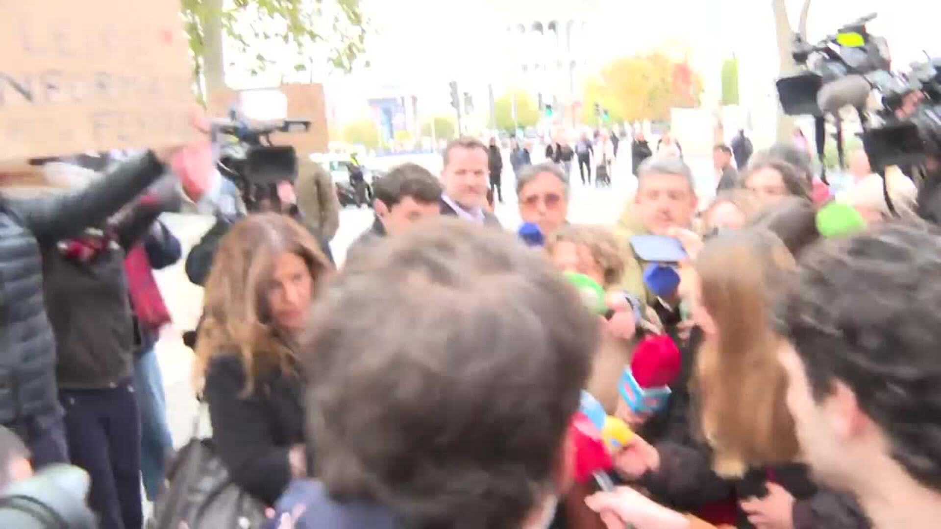 Leire Díez: "Por favor, no voy a responder a nada"