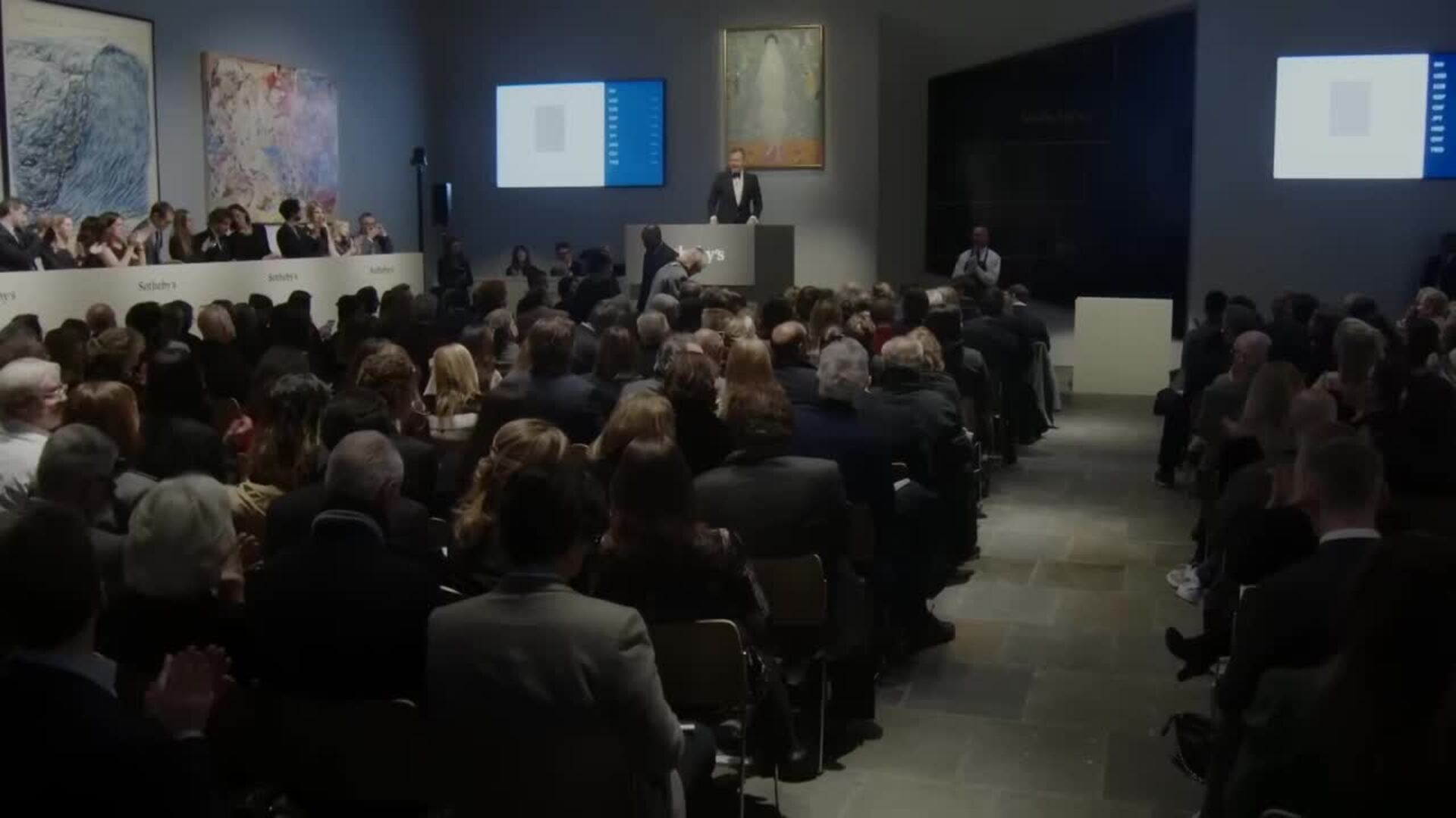 Una obra de Klimt se vende por 236,4 millones de dólares en una subasta, un récord histórico
