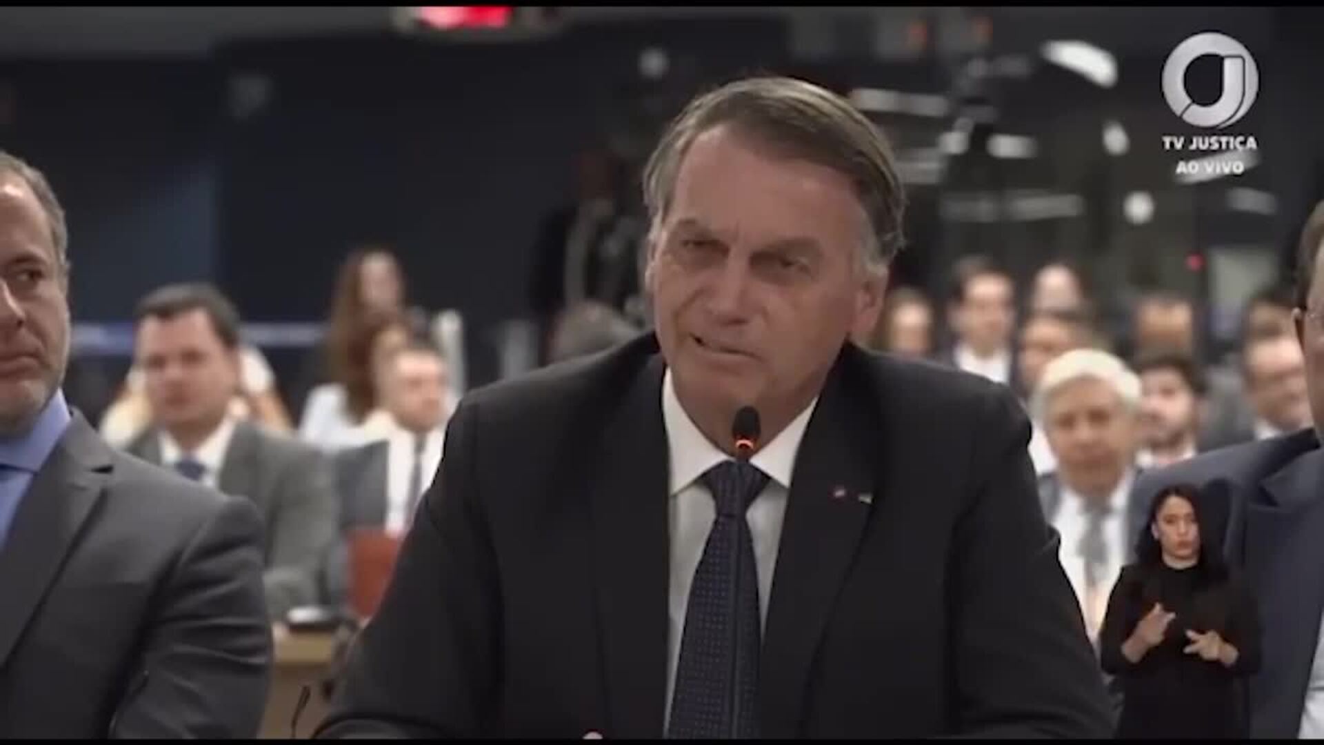Arrestado el expresidente de Brasil Jair Bolsonaro por intento de golpe de Estado