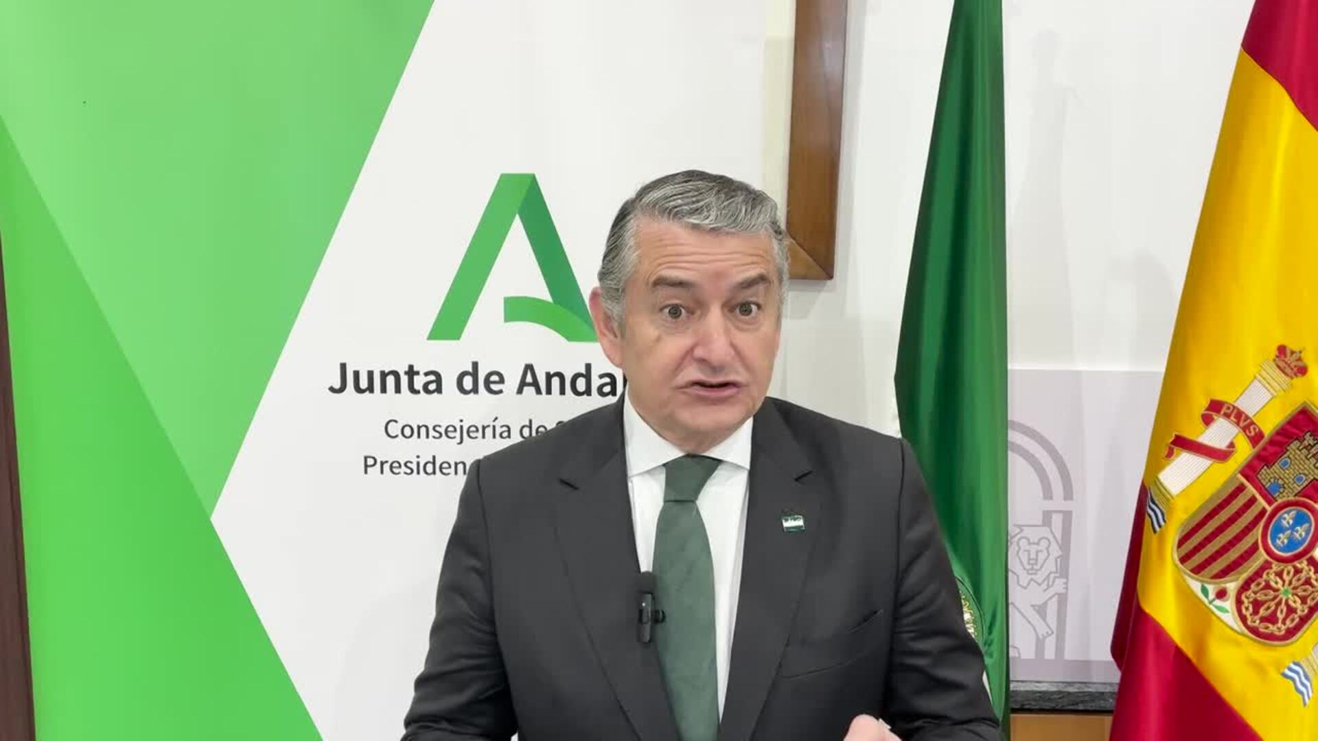 Andalucía aplicará subida salarial del 2,5% a los profesionales del SAS en nómina de diciembre