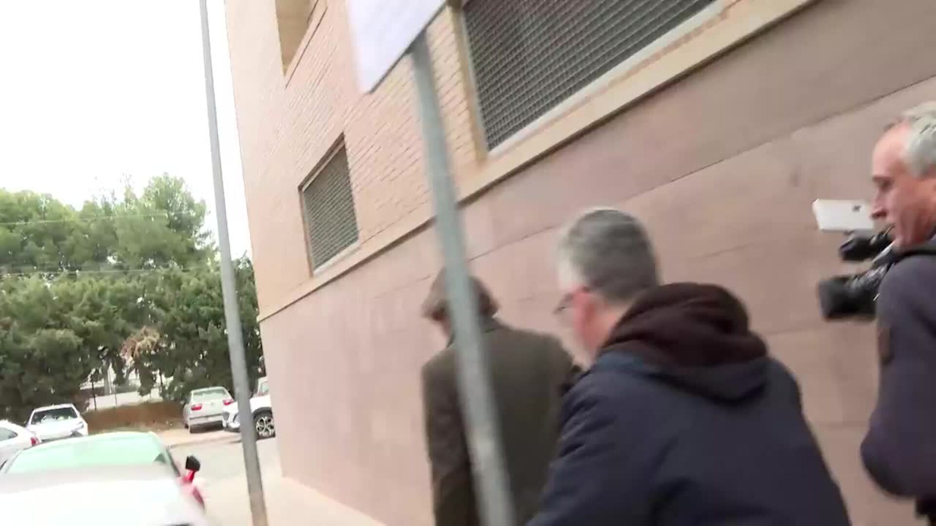 Cuenca, a su salida del juzgado, pide "respeto" y "protección" ante las amenazas recibidas