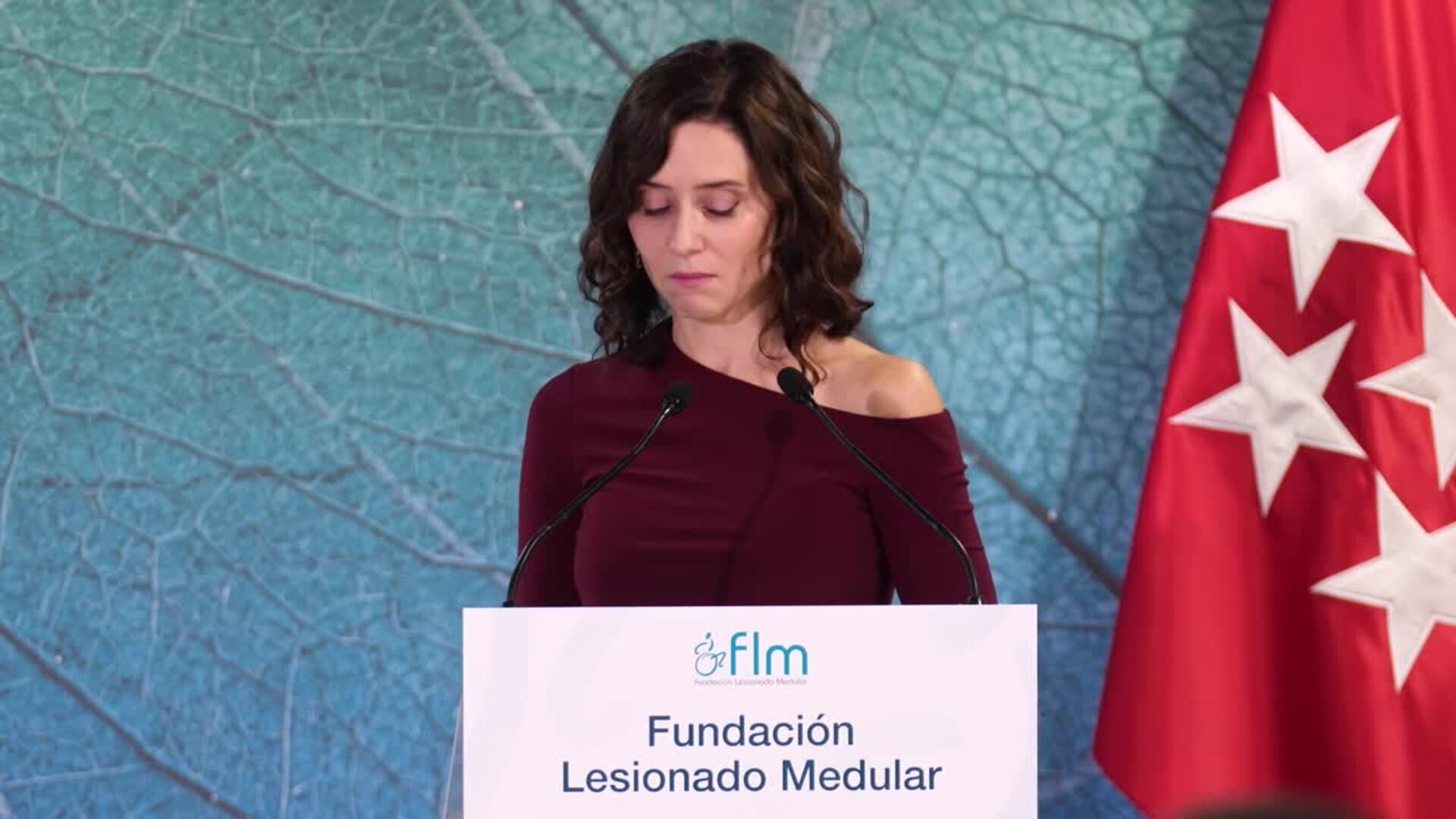 Ayuso anuncia para 2026 un nuevo decreto de dependencia con 30 medidas para reducir "trámites"