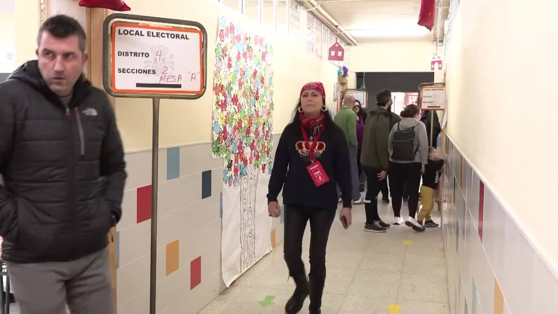 La participación a las 18,00 horas se sitúa en 50,65%, que supone 6,47 puntos menos que en 2023