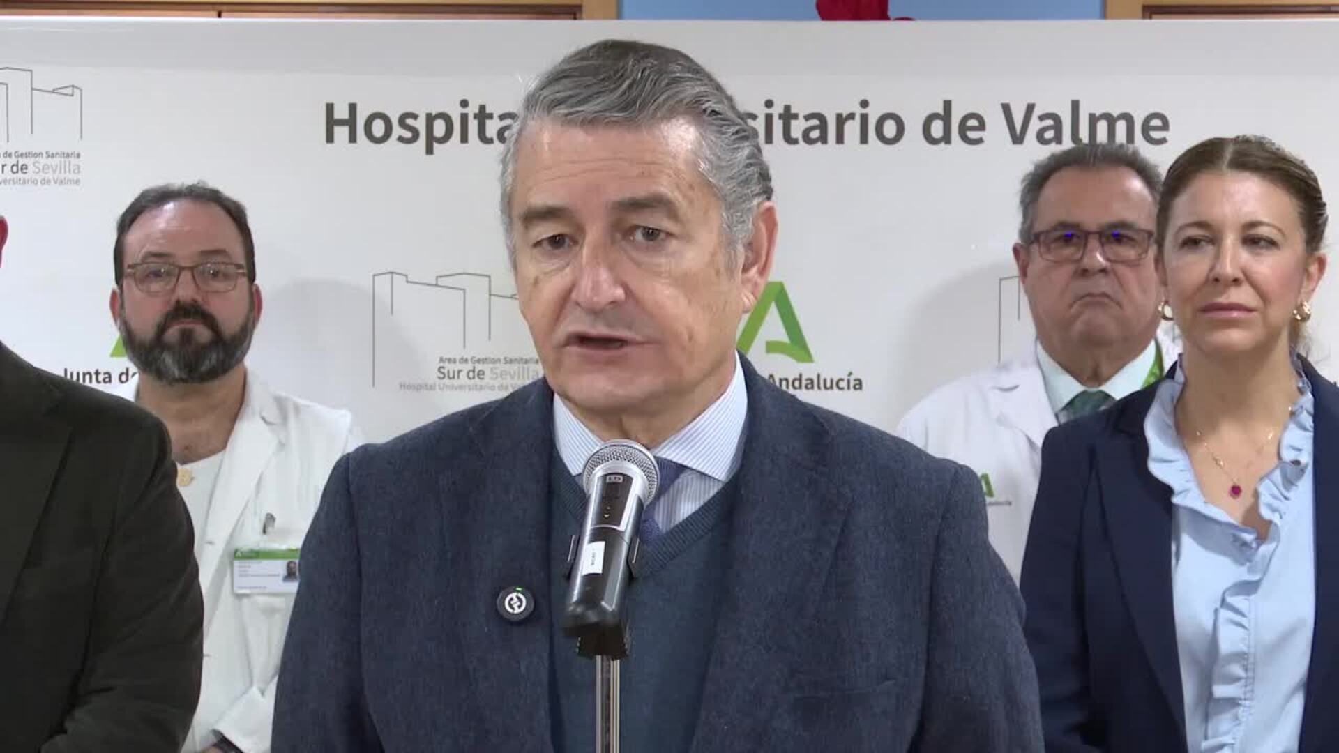 Sanz pide "no bajar la guardia" estas fiestas con la prevención ante el aumento de gripe