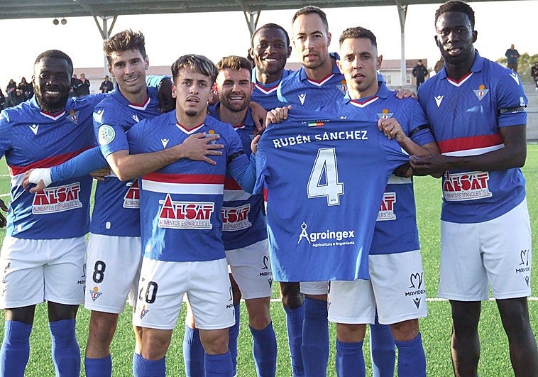 El Don Benito se aleja al frente de la clasificación