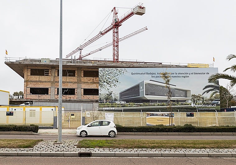2026: El año en que Badajoz tendrá otro hospital y verá la lucha contra el nenúfar