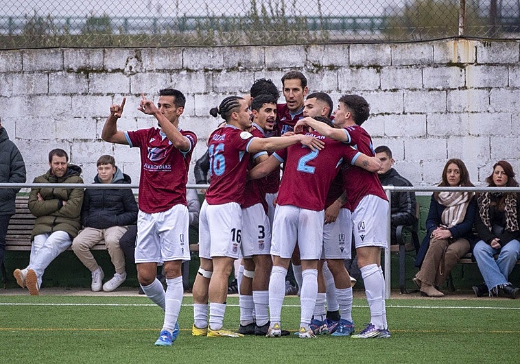El Badajoz se pone el traje de aspirante