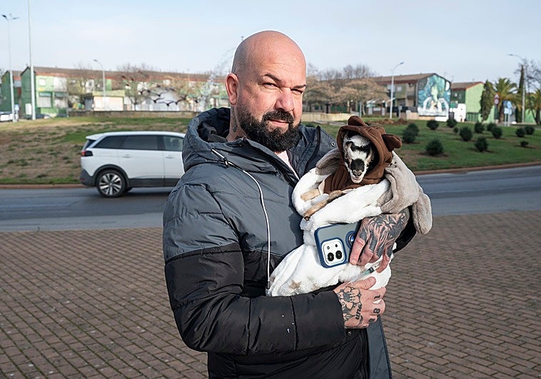 «Pedí por Reyes una cabra enana y para mí es un hijo más»