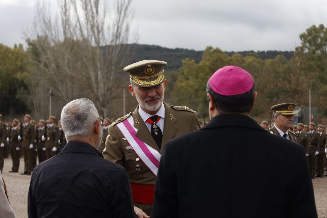 Fotos | El Rey preside la jura de bandera de 1.378 aspirantes a soldados en Cáceres