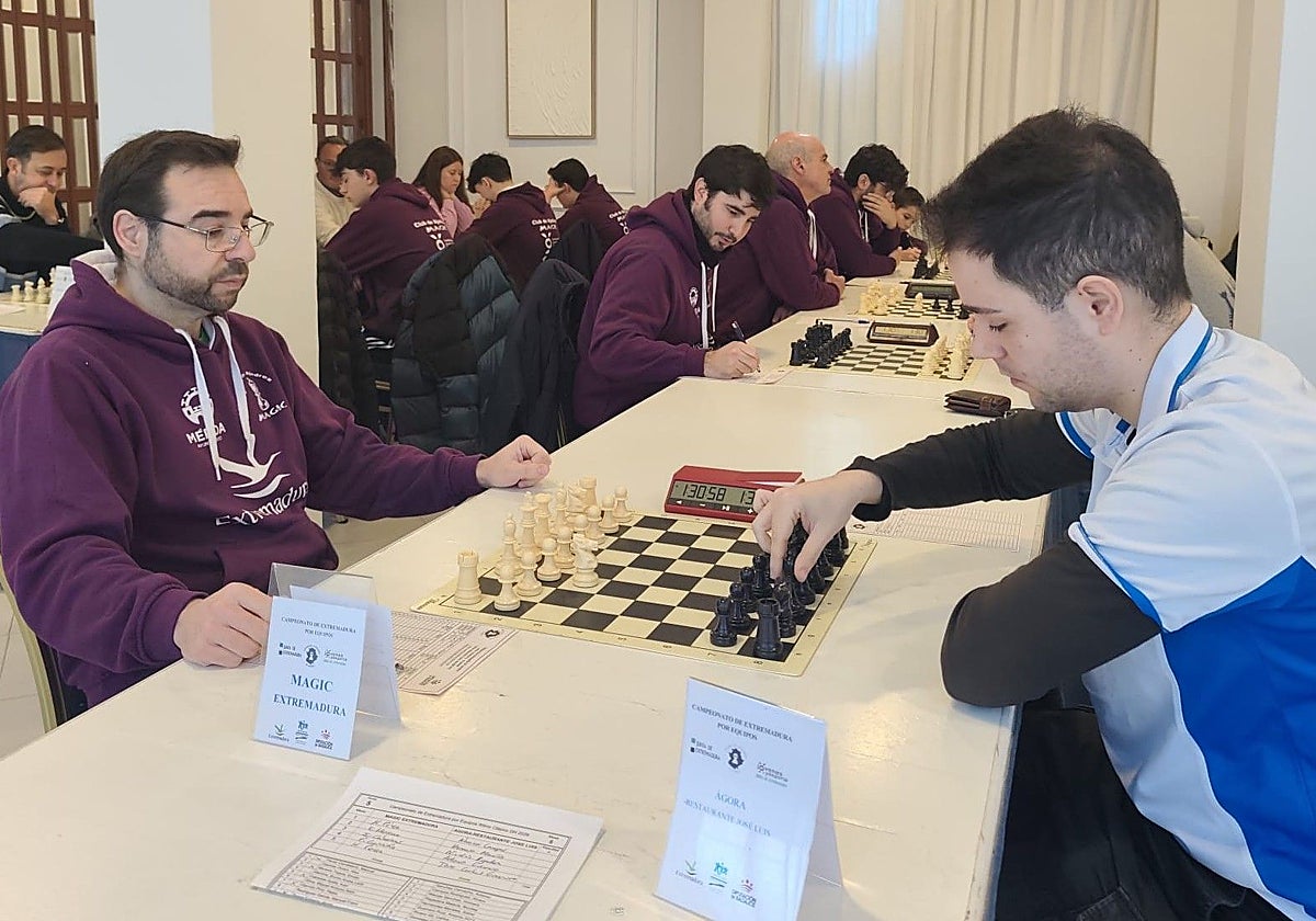 Los jugadores del Magic durante la doble jornada disputada en Don Benito.