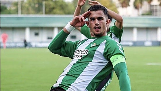 El extremeño Rodrigo Marina se sale en la Champions juvenil con un 'hat-trick'