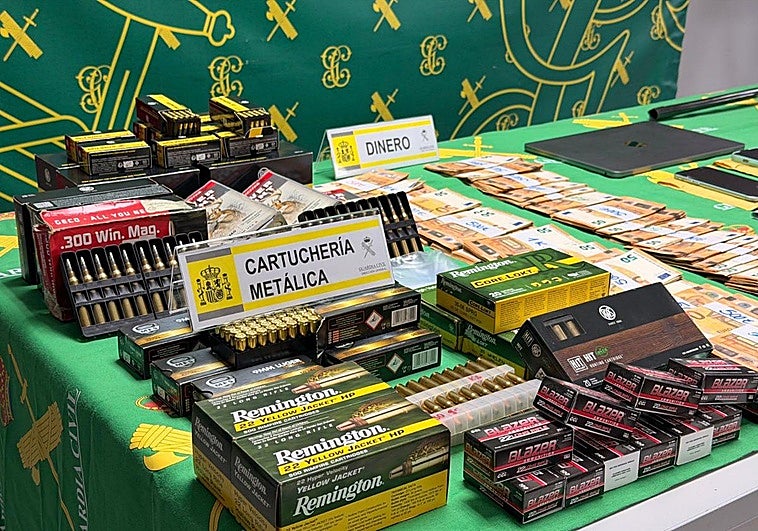 Cae una banda de traficantes de armas tras robar 17 en una vivienda de Extremadura