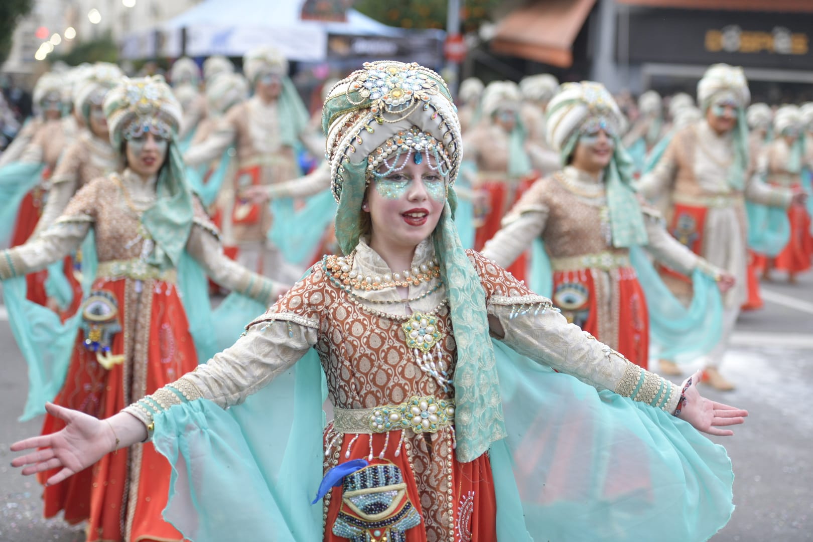 Fotos | Gran desfile de comparsas del Carnaval de Badajoz 2026 (II) | Hoy