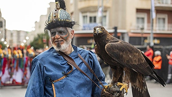 La comparsa Vaivén se pronuncia tras la polémica del águila: «Ni hubo sanción ni nada irregular»