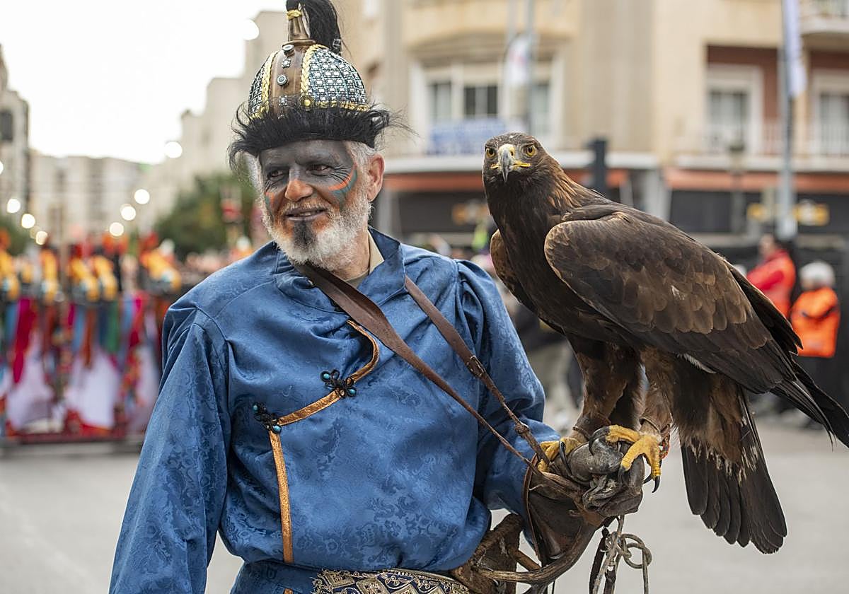 La comparsa Vaivén se pronuncia tras la polémica del águila: «Ni hubo sanción ni nada irregular»